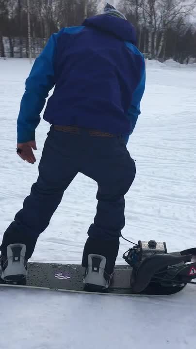 Crawler drive snowboard esiteltiin Oulun Raksilassa