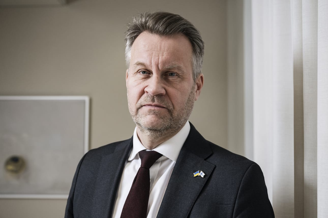 Jos yritys aloittaa kartoittamaan ukrainalaismarkkinaa vasta sodan päätyttyä, on jo myöhässä jälleenrakennuskilpailussa, kertoo Suomen Ukrainan-jälleenrakentamisen suurlähettiläs Antti Vänskä.