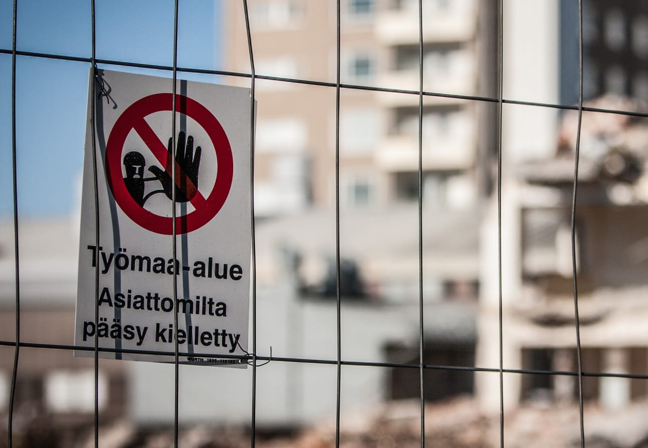 Rakennusyhtiö Lapti Group suunnittelee yt-neuvotteluissa maksimissaan 30-40 henkilön vähentämistä. Kuvituskuva.