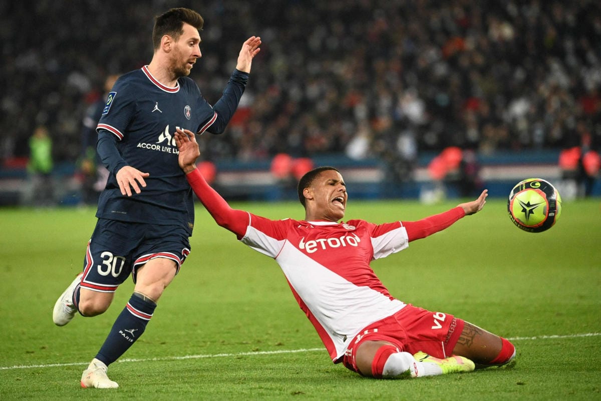 Uusinta-arvonnassa Messin (vas.) PSG sai vastustajakseen Real Madridin. Lehtikuva/AFP