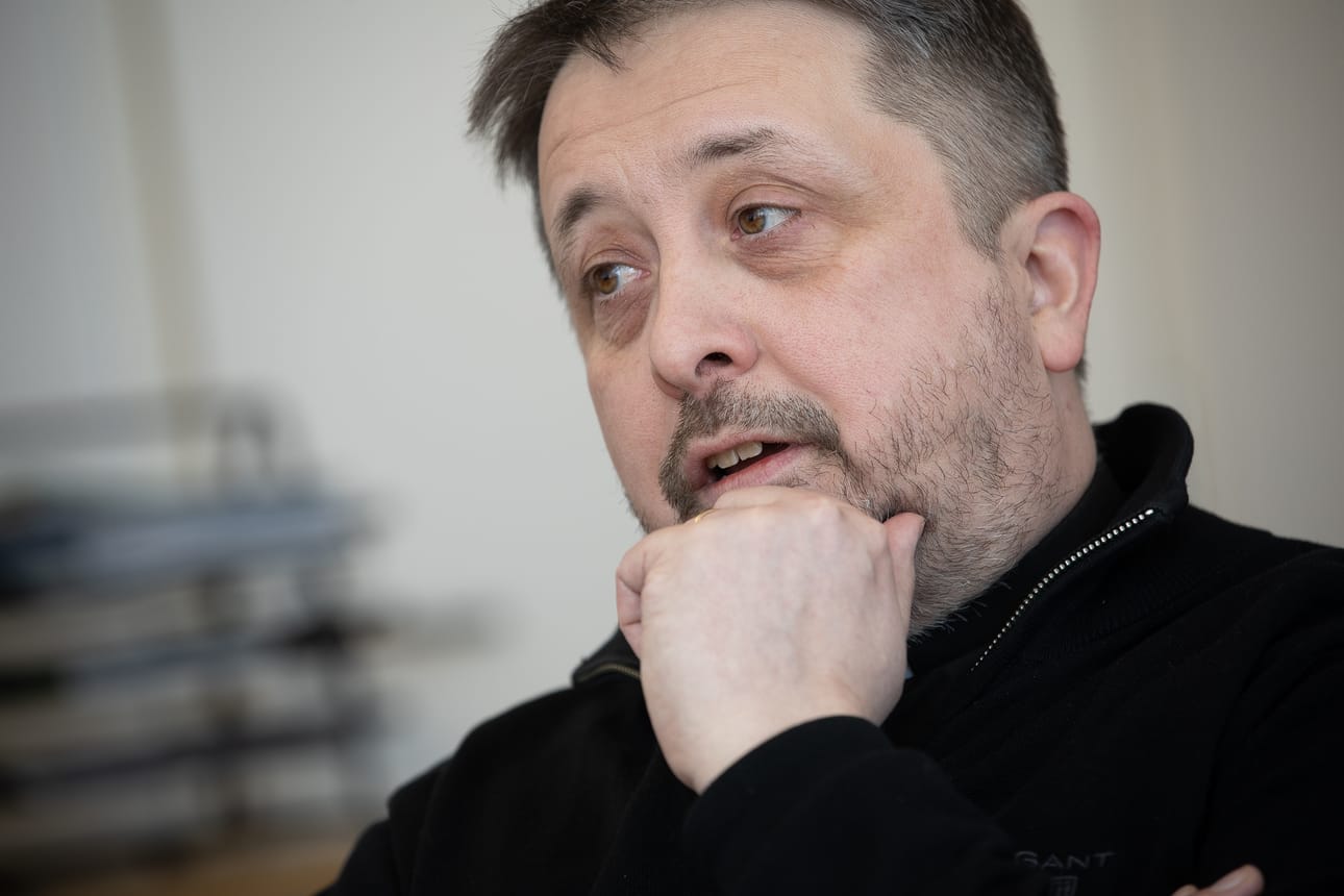 Teemu Isokäännän mukaan seurakunnilla ei ole mahdollisuutta selvittää varattuja hautapaikkoja, vaan se on omaisten ja muiden läheisten tehtävä.