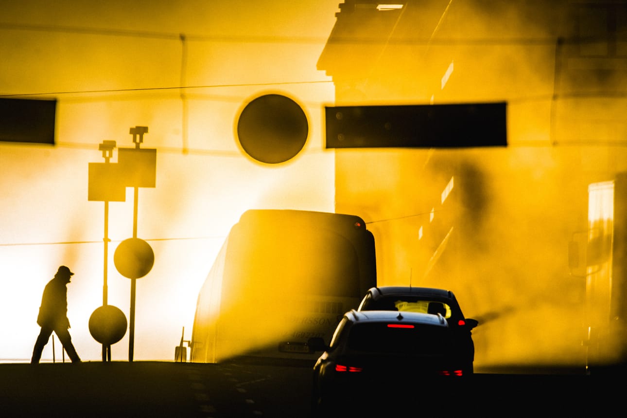 Vaikka tiedämme, että elämäntapamme kiihdyttää ilmastonmuutosta, teemme silti jatkuvasti epäekologisia valintoja.