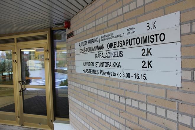 Asiaa käsiteltiin Etelä-Pohjanmaan käräjäoikeuden Alavuden käräjäsalissa. Kuva: Reijo Heikkilä / arkisto