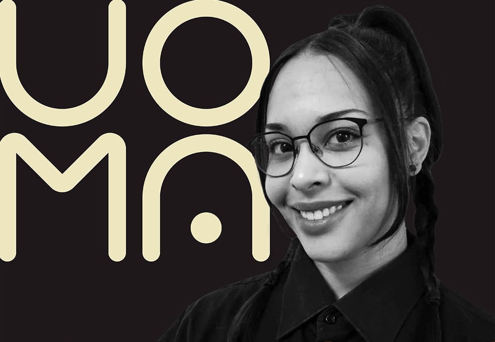 Oululainen Liina Holmes on yksi UOMA-projektin taiteilijoista. Hän työskentelee muun muassa maalaus- ja videotaiteen parissa.