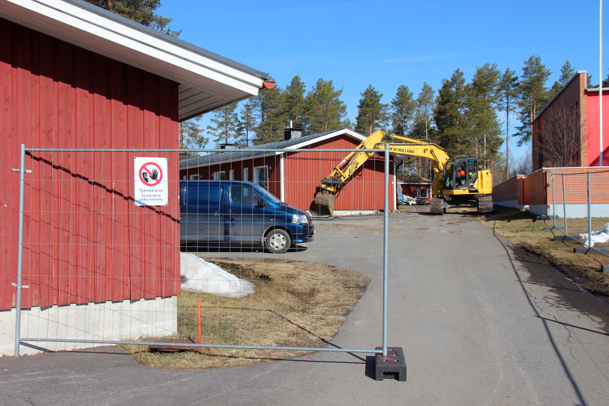 Purkutyöt ovat meneillään. 