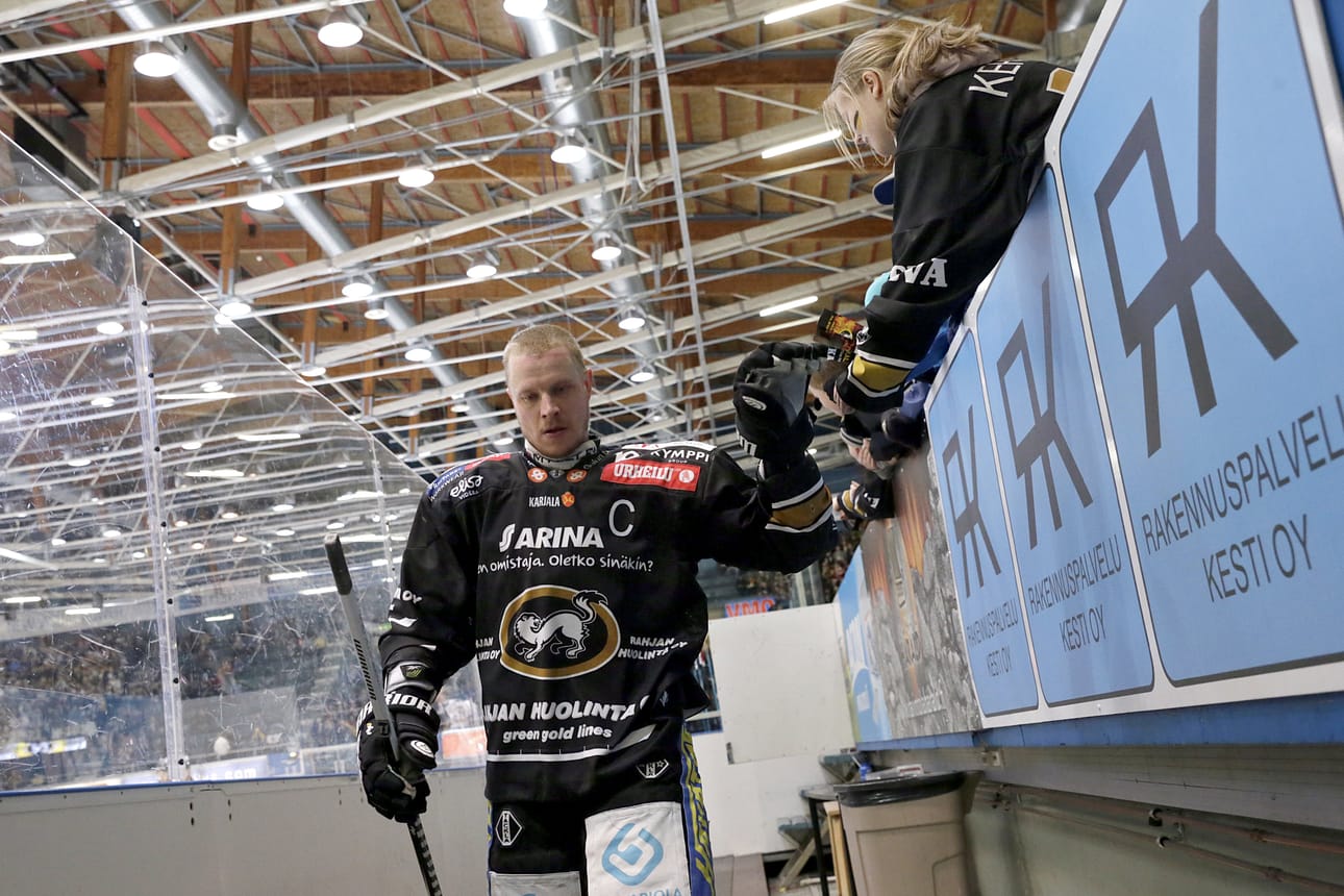 Kovia kokenut Kärppien kapteeni Lasse Kukkonen palaa tositoimiin jo lähiaikoina.