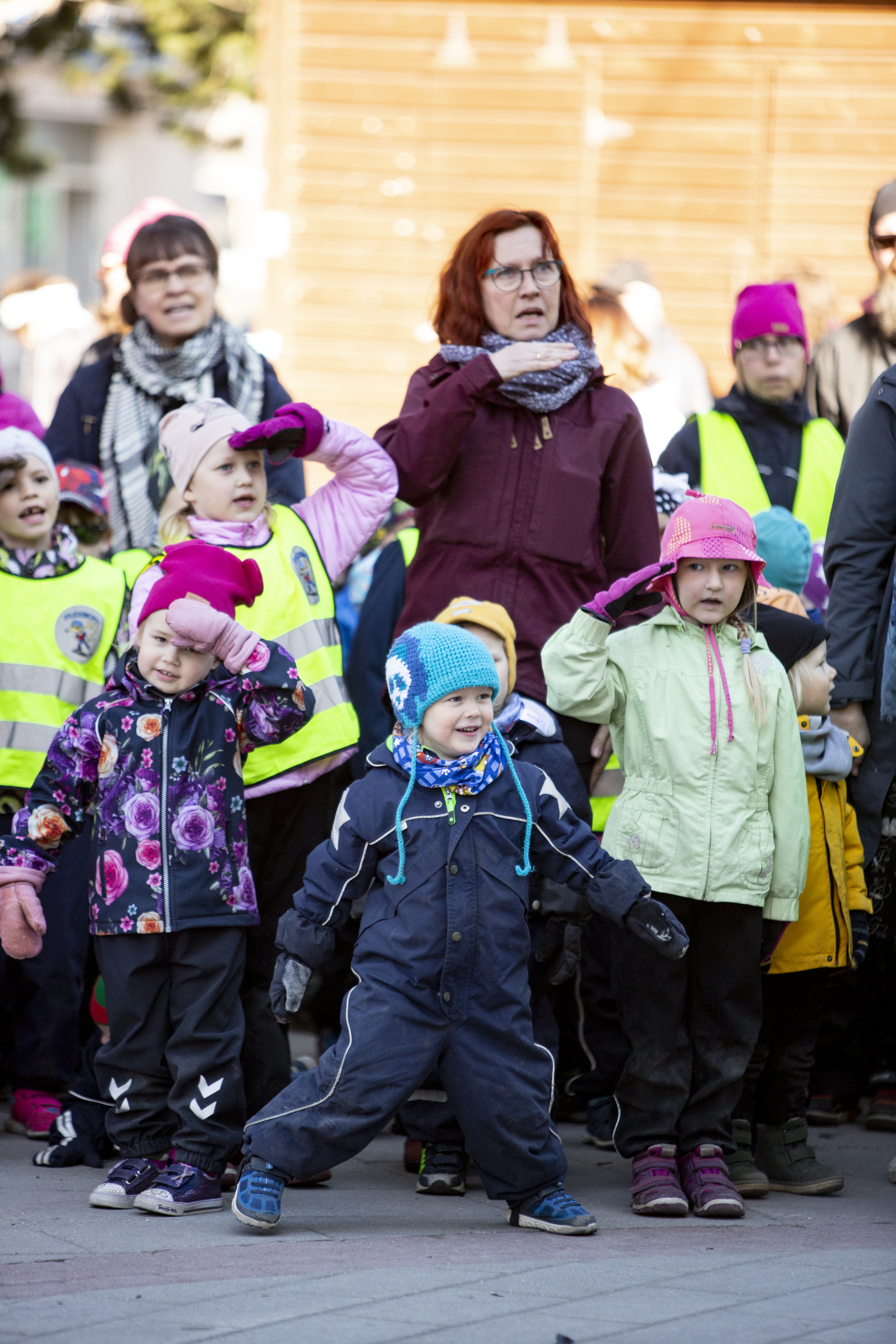 Soiva Siili -orkesterin Ruuneperi sai lapset tanssimaan.