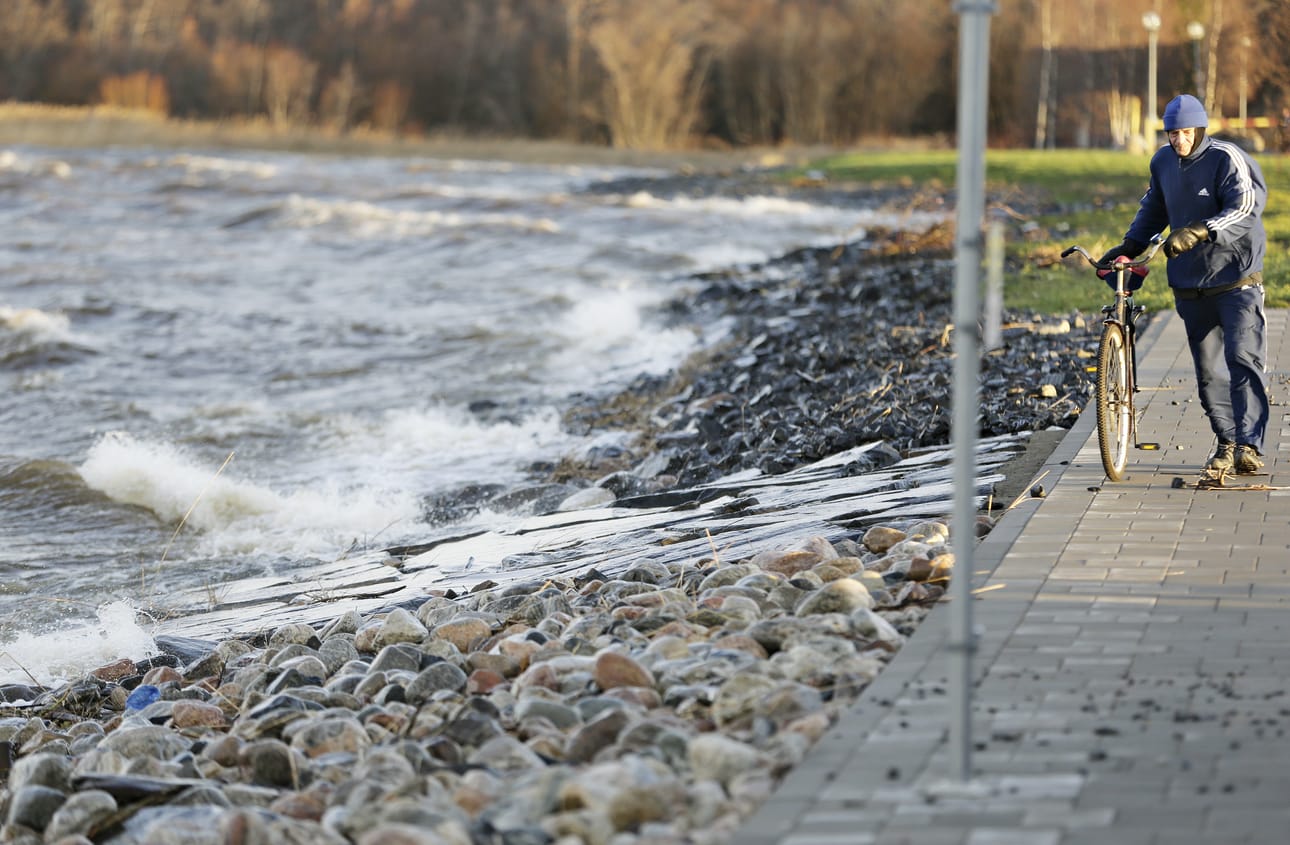 Oulun seudulla varoitetaan kovista tuulenpuuskista keskiviikkona.