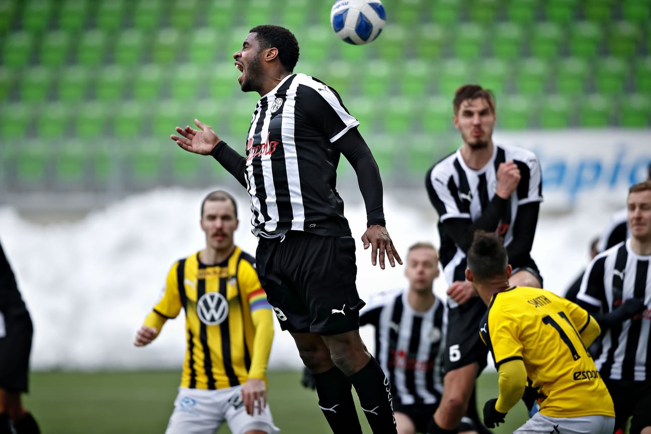 Kareem Moses kutsuttiin edustustehtäviin.