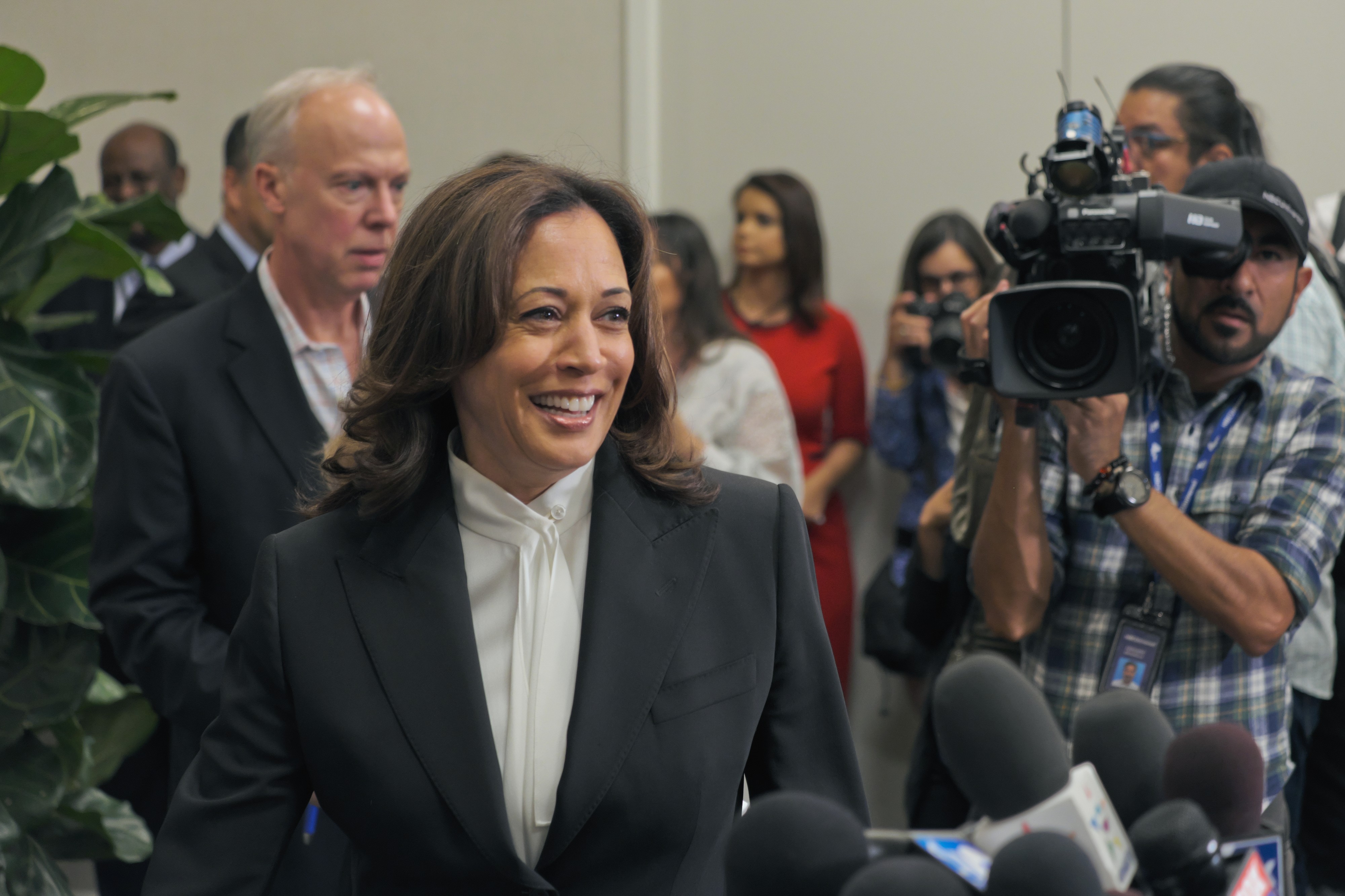 Kamala Harris on tällä hetkellä demokraattien ehdokaskilvassa neljäntenä.