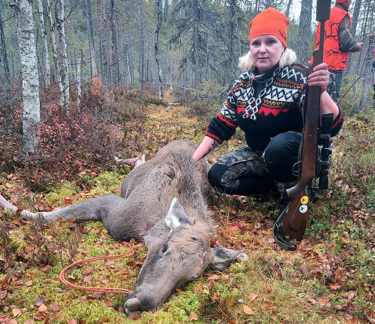 Terja Törmänen ampui elämänsä ensimmäisen hirven viime sunnuntaina Juuman Takkusalmesta Kuusamossa.