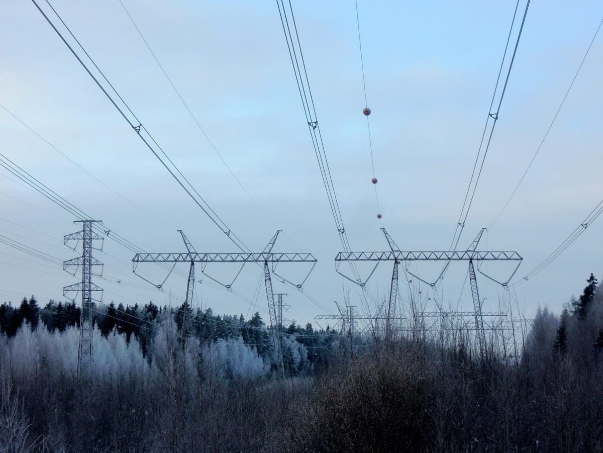 Tuotannon lisäys katettiin uusiutuvalla energialla, joten päästöt eivät sähkön käytön kasvusta huolimatta nousseet. LEHTIKUVA / Ritva Siltalahti