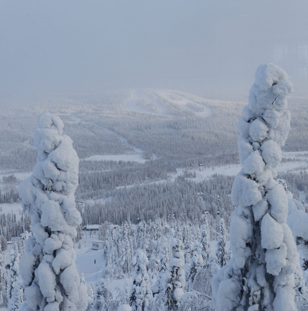 Ukkonen jyrisi Syötteen seudulla sunnuntaina. Arkistokuva.