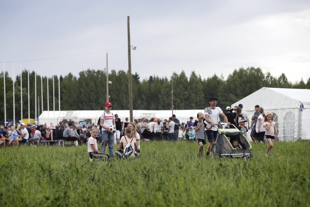 Äänekosken Suviseurat ovat keränneet järjestäjien mukaan yli 80 000 henkeä