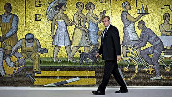 Kari-Pekka Mäki-Lohiluomalle.