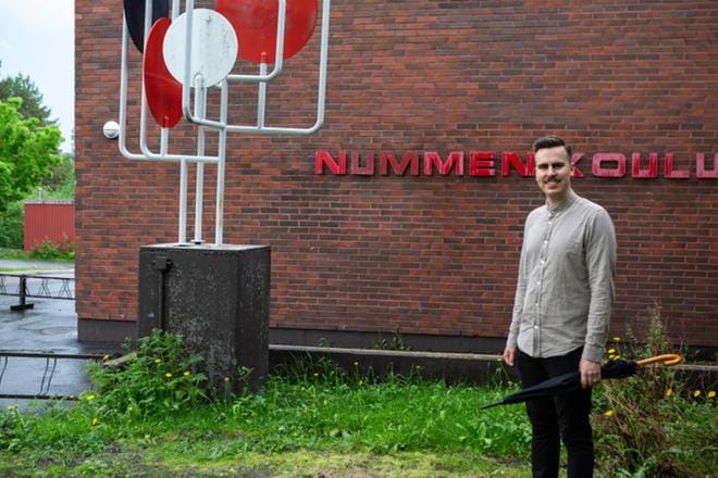 Matias Mäkynen opiskelee oikeustieteitä Helsingin yliopistossa. Koulutaipaleensa hän on aloittanut Ristinummella. KUVA: SAMI PELTONIEMI