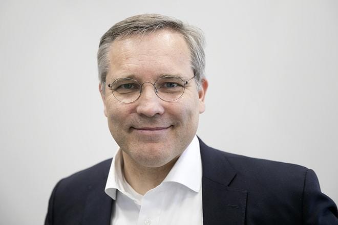 Mikael Pentikäiselle tarjoutuu mahdollisuus nousta europarlamenttiin, jos Paavo Väyrynen palaa Suomeen. Kuva: Tomi Vuokola
