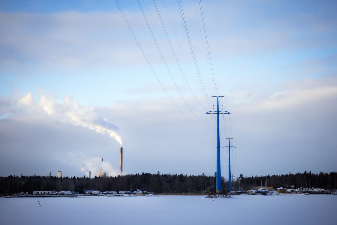 Vihreä siirtymä vaativat jatkuvasti lisää investointeja jakeluverkkoon. Arkistokuva.