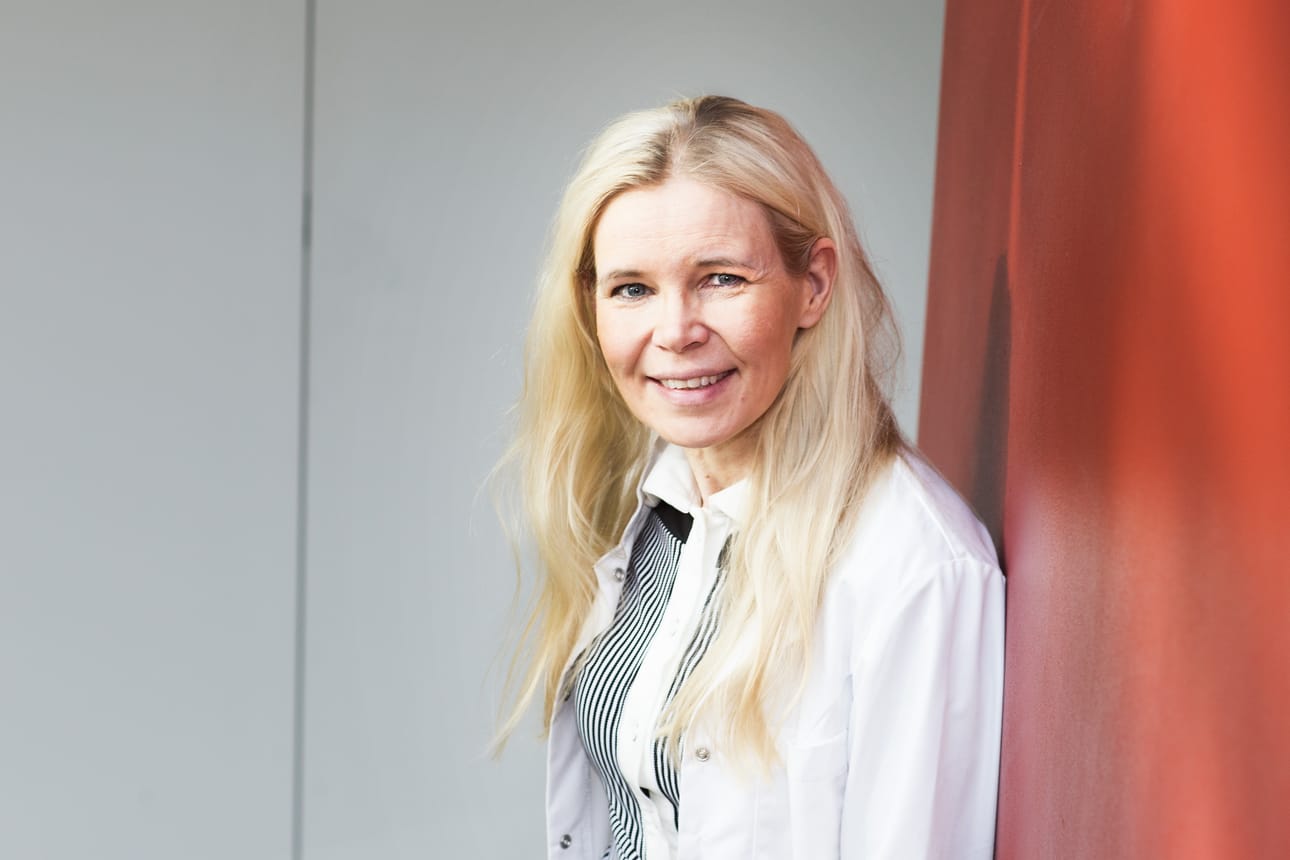 Kliinisen metabolian professori, lihavuuslääkäri Kirsi Pietiläinen kertoo, etteivät lääkkeet yleensä enää laihduta lisää, kun elimistö tottuu niihin. Tarkoitus on muuttaa elintapoja lääkkeiden tuoman "aikaikkunan" sisällä.