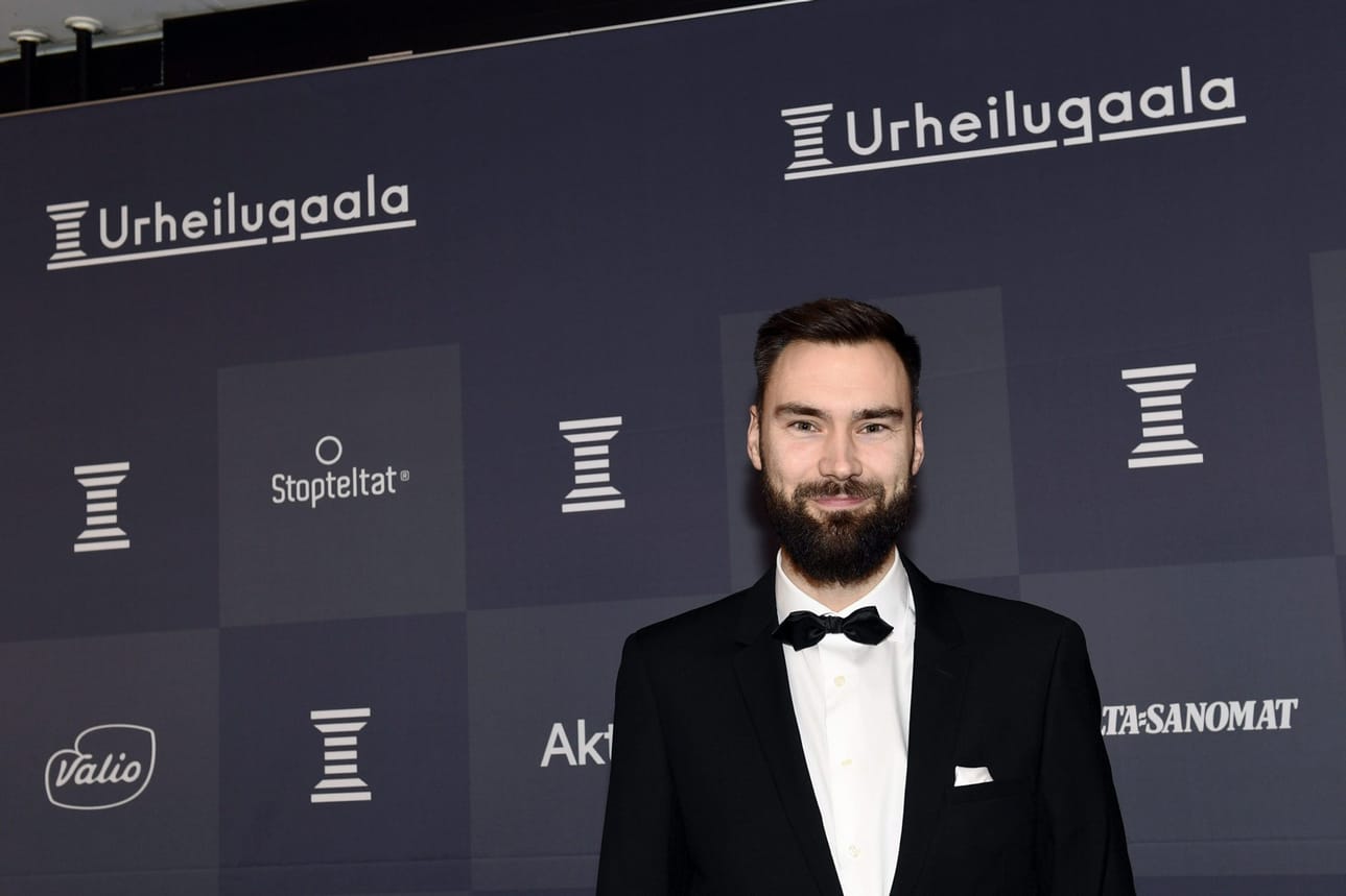 Suomen jalkapallomaajoukkueen entinen kapteeni Tim Sparv palkittiin Vuoden esikuvana.