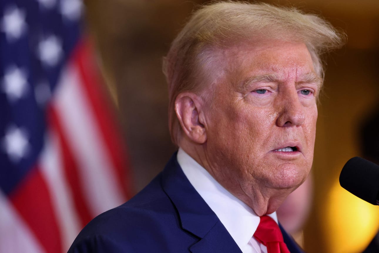 Tuoreen lykkäyspäätöksen myötä Donald Trumpin hyssyttelyrahaoikeudenkäynnin tuomio on määrä lukea vasta presidentinvaalien jälkeen marraskuun lopulla. LEHTIKUVA/AFP