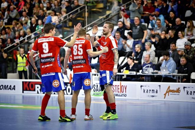 Mikko Kohonen (oik) teki SPV:n toisen maalin viikko sitten LaSBia vastaan. Kuva Tomi Kosonen