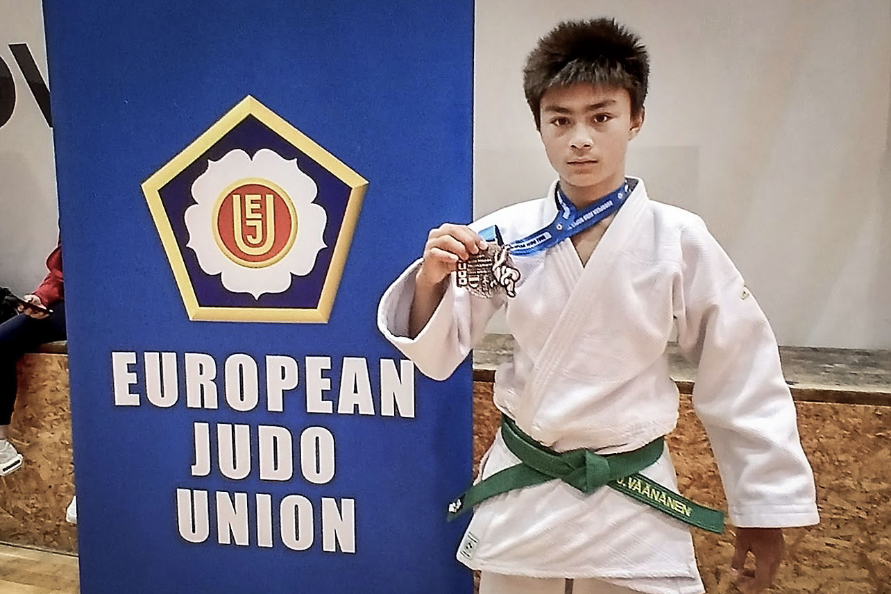 Jasper Väänänen ei antanut pisteitä vastustajille – Kita-Kanin judokalle pronssia Tshekin tatamilla