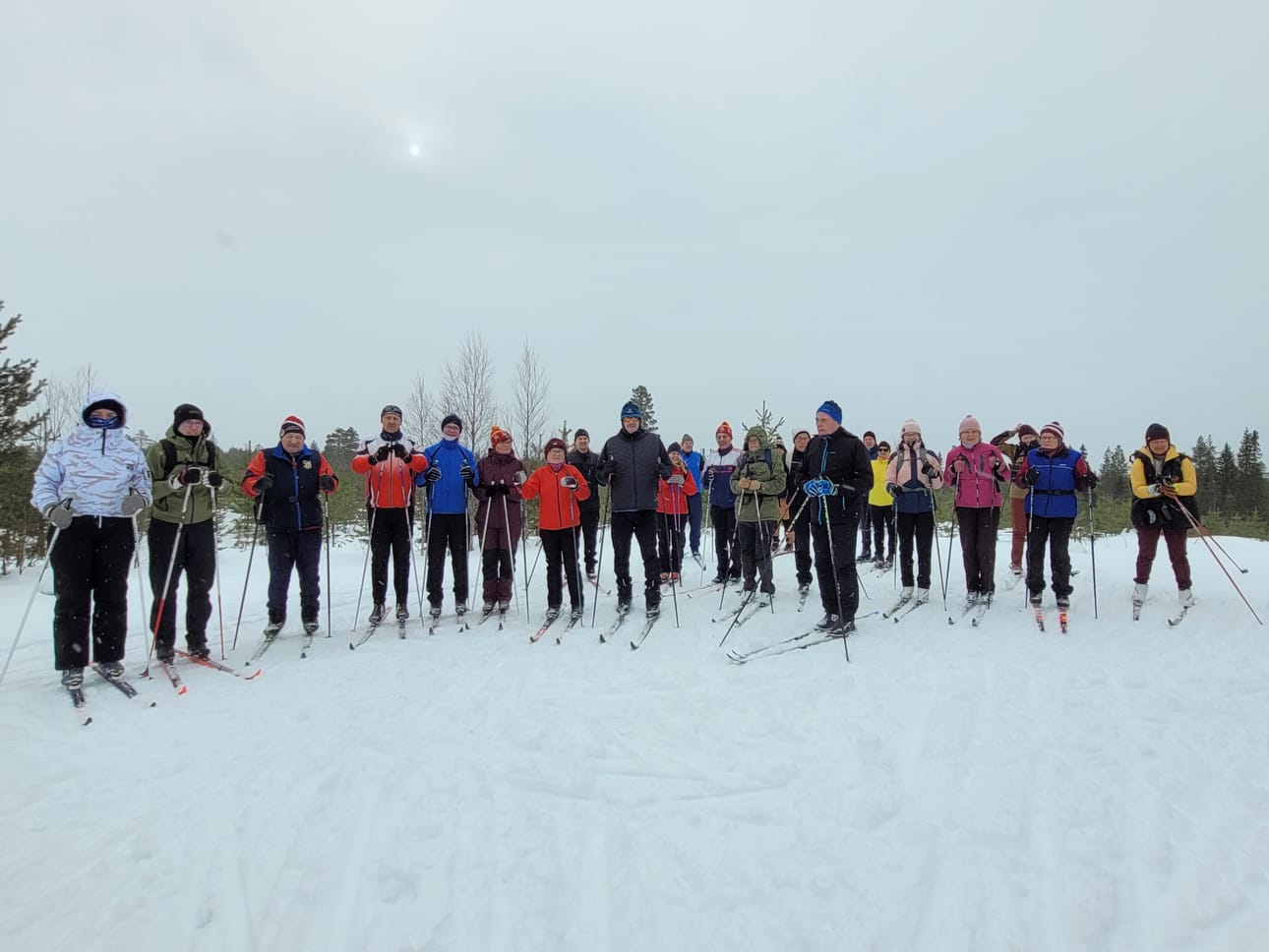 Kurkijärven maamiesseura järjestää Kekkosen hiihdon tulevana lauantaina. Kuvassa viime vuoden osallistujia lähdössä laturetkelle.