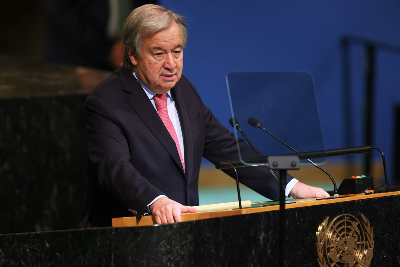 YK:n pääsihteeri Antonio Guterres vetosi maihin, jotta ne investoisivat uusiutuvaan energiaan. Arkistokuva. LEHTIKUVA / AFP