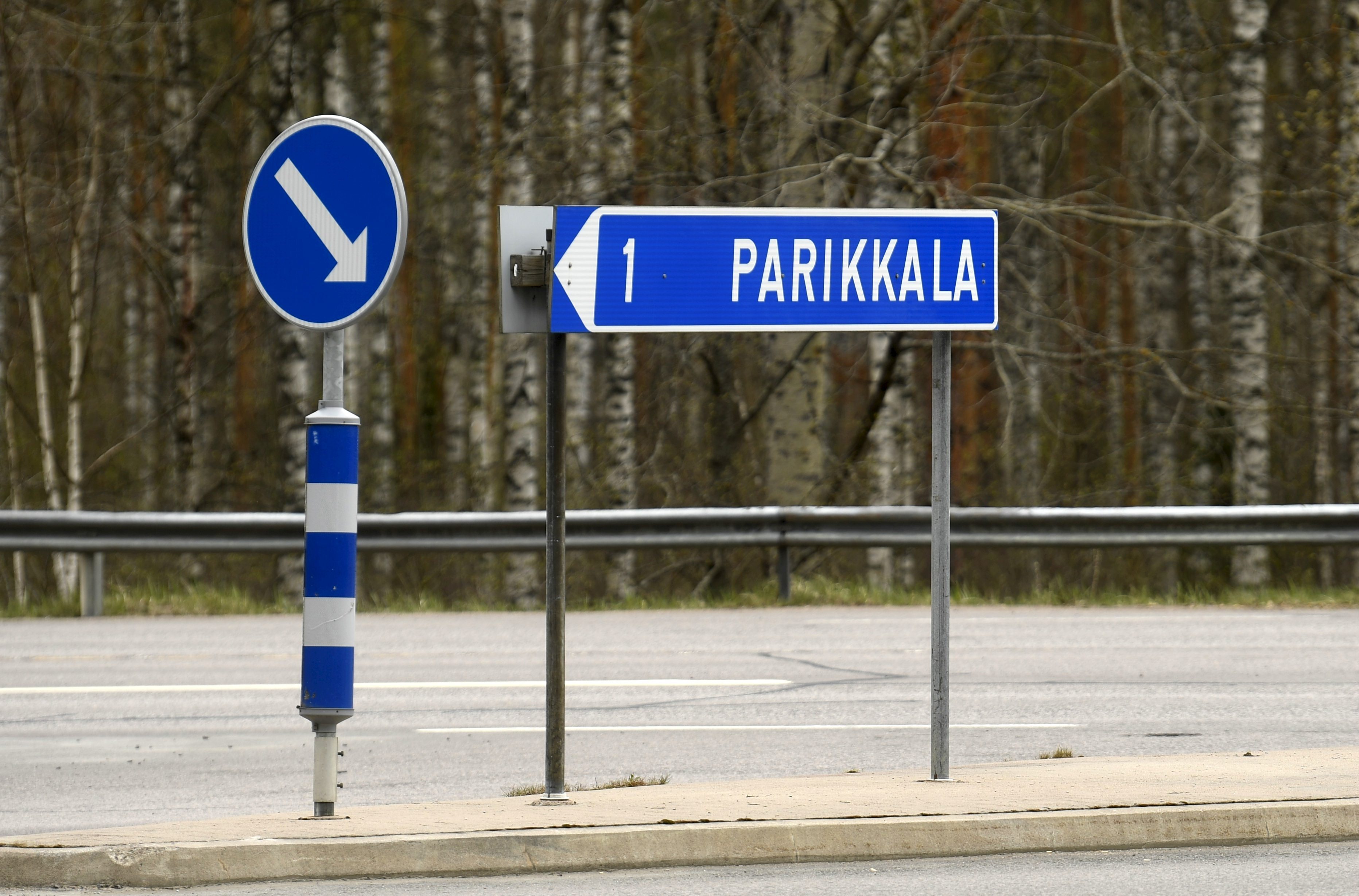 Rajavartiolaitos havainnut miehittämättömän ilma-aluksen Parikkalassa Pyhäjärven jäällä – alue eristetty