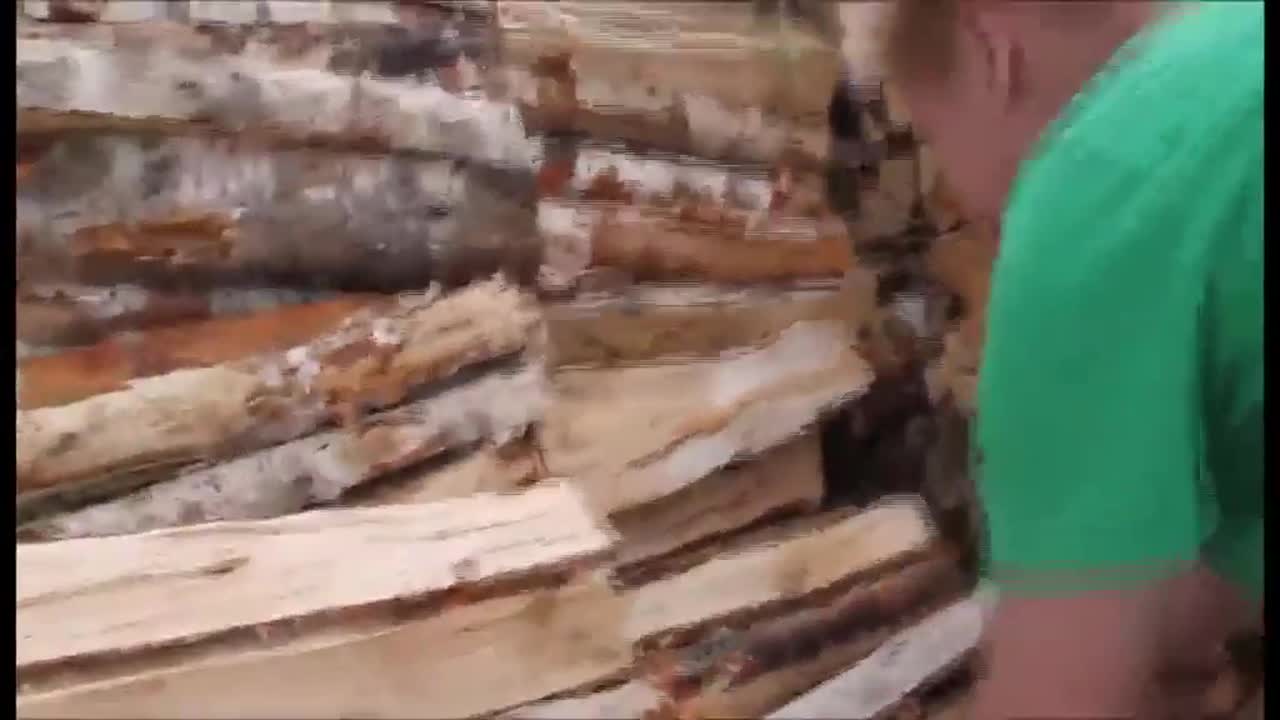 Näin rakentuvat suorat puupinot.