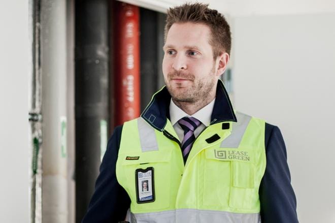 Toimitusjohtaja Tomi Mäkipelto kertoo, että yritys haluaa pitää henkilöstöstään erityisen hyvää huolta. KUVA: JUSSI RATILAINEN