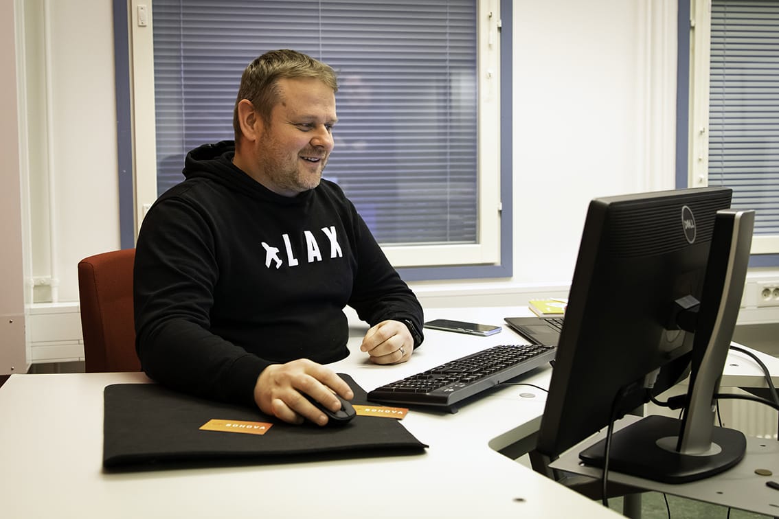 Yritykset voivat saada mobiilisovelluksen kehittämistä varten Business Finlandilta innovaatio- tai Rovaniemen kaupungilta yrityspalvelusetelin. – Innovaatio- ja palveluseteleillä voidaan rahoittaa mobiilisovelluksen demo, jos halutaan testata ensin, miten hyvin sovellus toimisi, Kunnari vinkkaa.