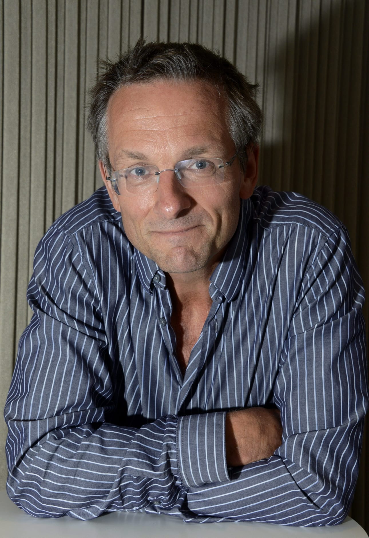 Brittilääkäri Michael Mosley katosi Symin saarella Kreikassa keskiviikkona. Kuva vuodelta 2013. LEHTIKUVA / SARI GUSTAFSSON