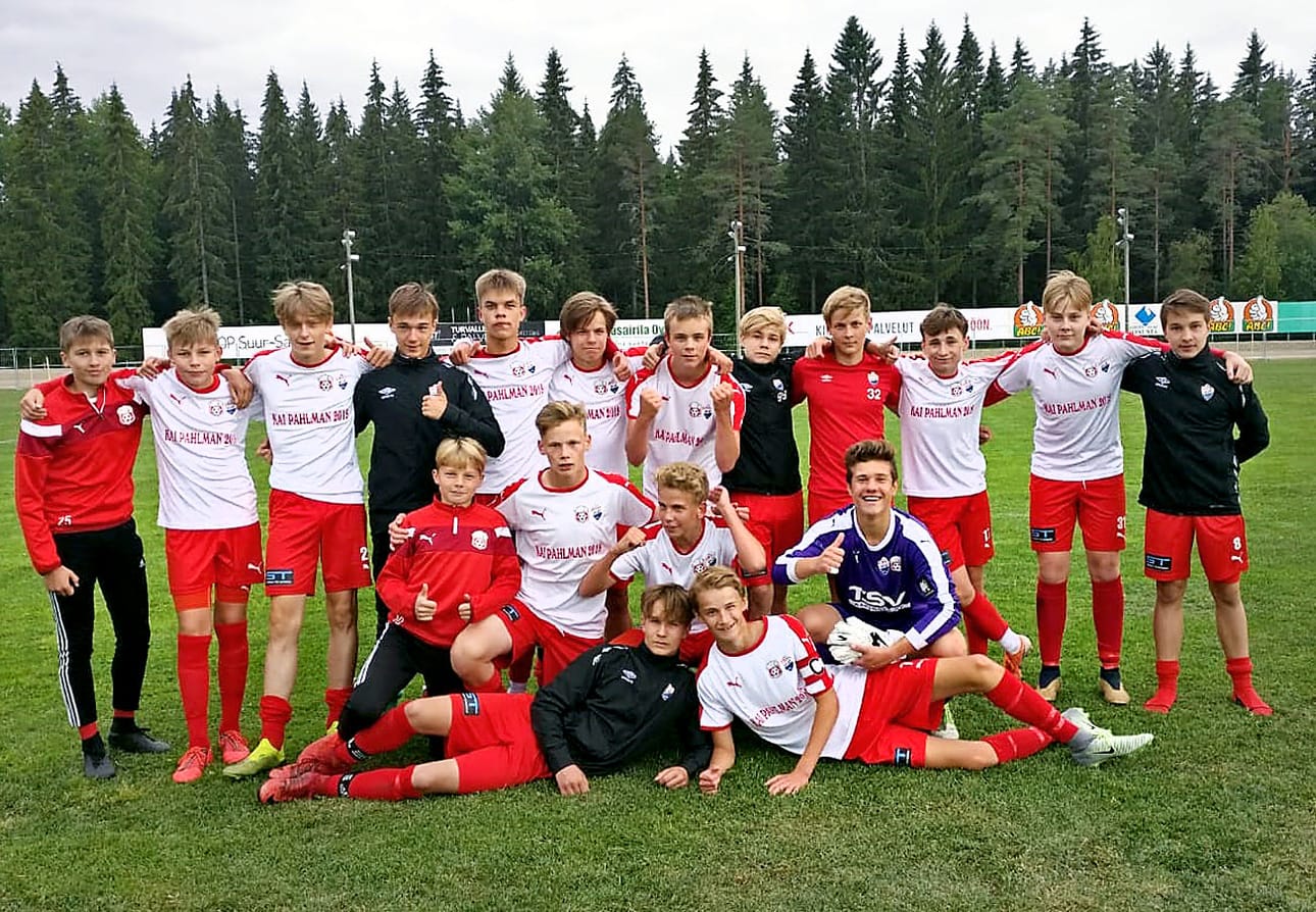 KePS/TP-47 YJ voitti lohkonsa Kai Pahlman -turnauksessa Mikkelissä. Joukkueen pelit jatkuvat lauantaina puolivälieräottelussa Tervareita vastaan.