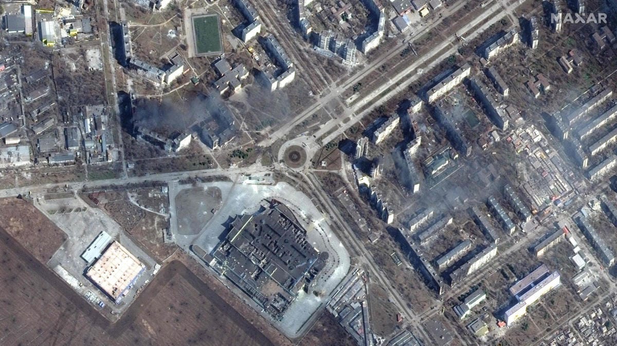 Tuoreissa satellittikuvissa näkyy, millaista tuhoa sotilaalliset iskut ovat tehneet muun muassa piiritetyssä Mariupolissa. LEHTIKUVA/AFP