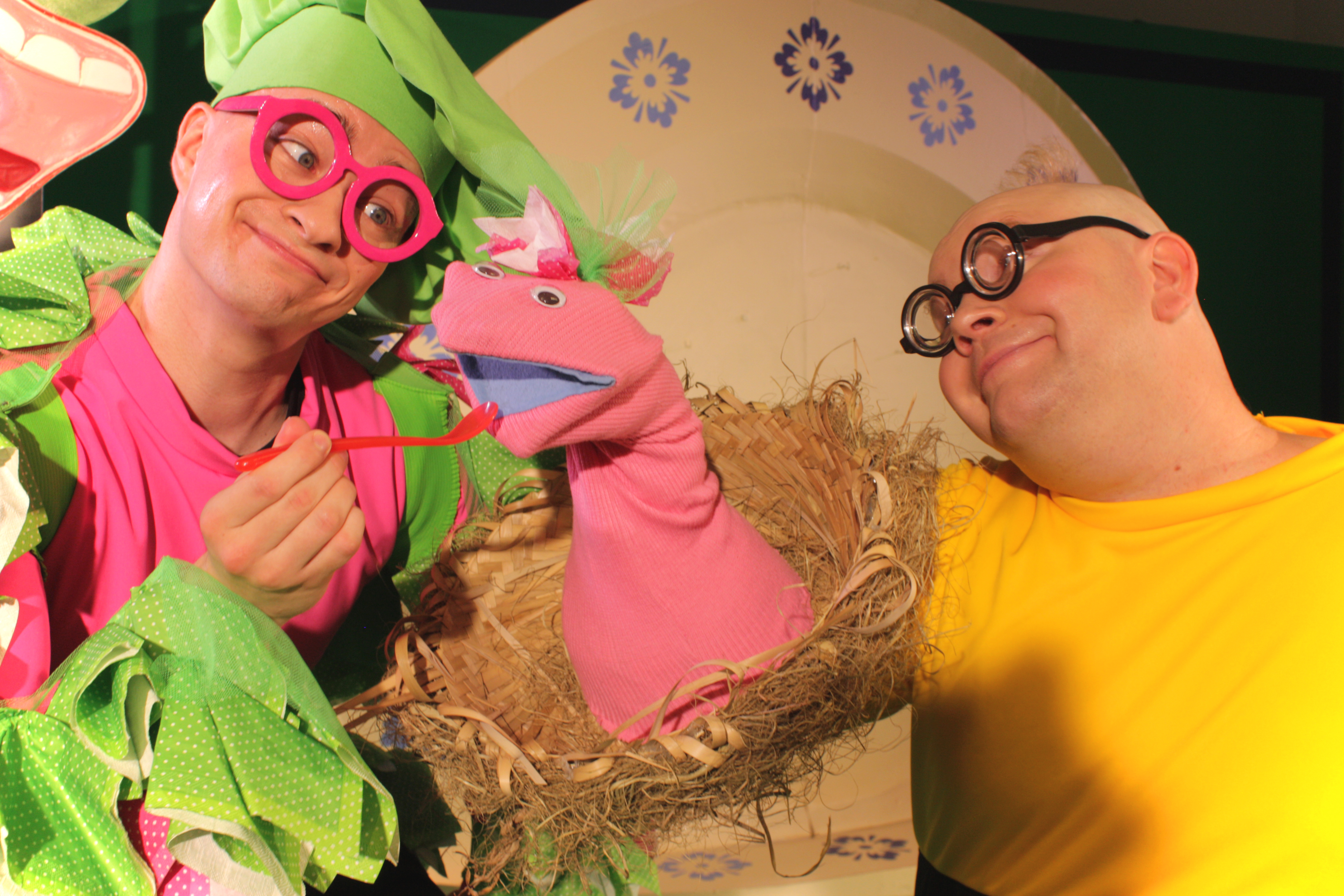 Lasten suursuosikit Tatu ja Patu Raahesaliin: Nyt opetellaan syömään oikein