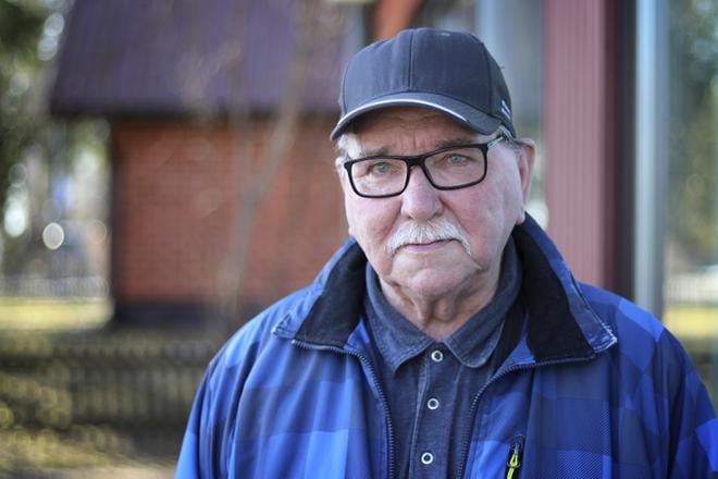 Seppo Leppäaho kannustaa tulemaan mukaan Parkinson-kerhoon. KUVA: JOHANNA KATAJA