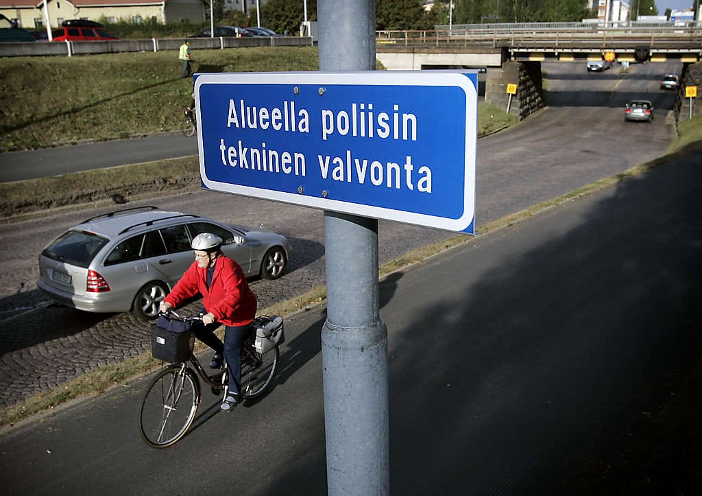 Kameravalvonnasta pitää ilmoittaa näkyvästi esimerkiksi kyltillä. Samalla on kerrottava järjestelmän ylläpitäjän yhteystiedot.