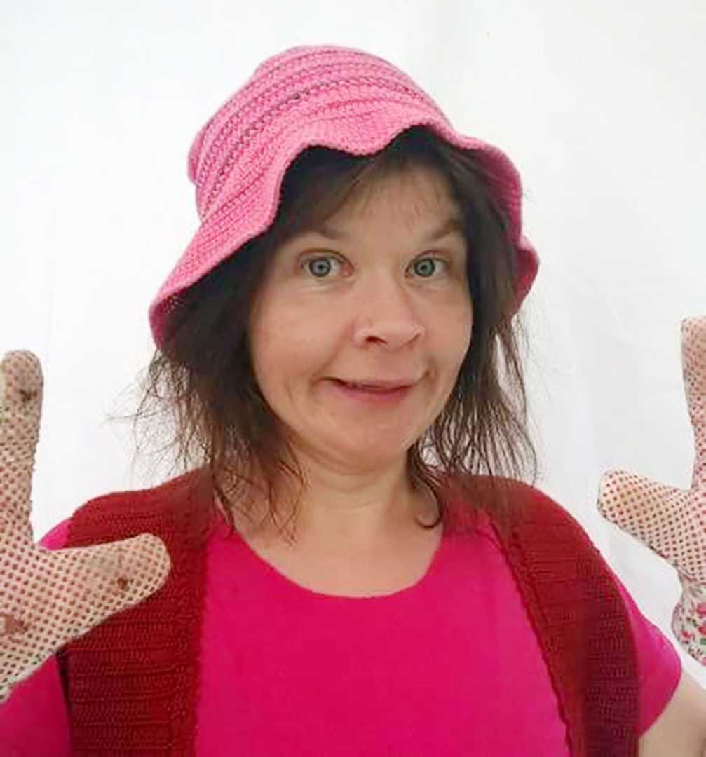 Tervolalaiselle Pirjo Rytköselle kesäteatteri on mukava harrastus, johon hän lähti mukaan nelisen vuotta sitten. Innoittajana toimi jo aiemmin kesäteatteria harrastanut tytär.