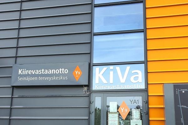 Erikoissairaanhoidon yhteispäivystykseen Seinäjoelle tulevien hengitystie-infektiopotilaiden sisäänkäynti on 9.4.2020 lähtien Y-talon KIVA-vastaanoton ulko-ovesta Y9.