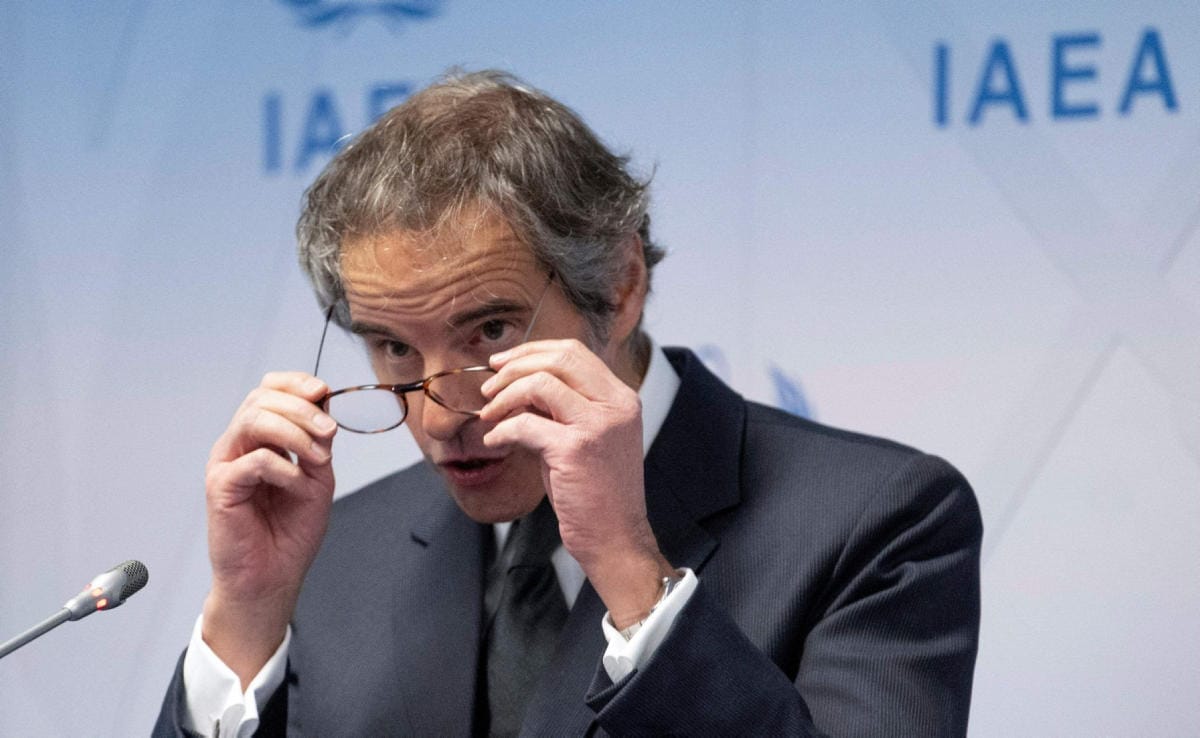 IAEA:n pääjohtaja Rafael Grossi tuomitsee venäläisjoukkojen toteuttaman Tshernobylin ydinvoimalan haltuunoton Ukrainassa. LEHTIKUVA/AFP