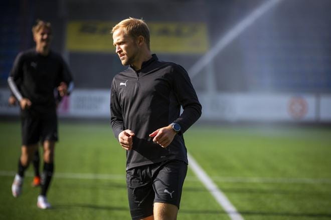 Miika Niemi on VPS-kasvatti, joka debytoi Veikkausliigassa kaudella 2012. Kaudet 2016–19 hän pelasi VIFK:ssa, FC Kiistossa ja AC Kajaanissa. Talvikaudella Niemen laji on futsal. KUVA: JARNO PELLINEN