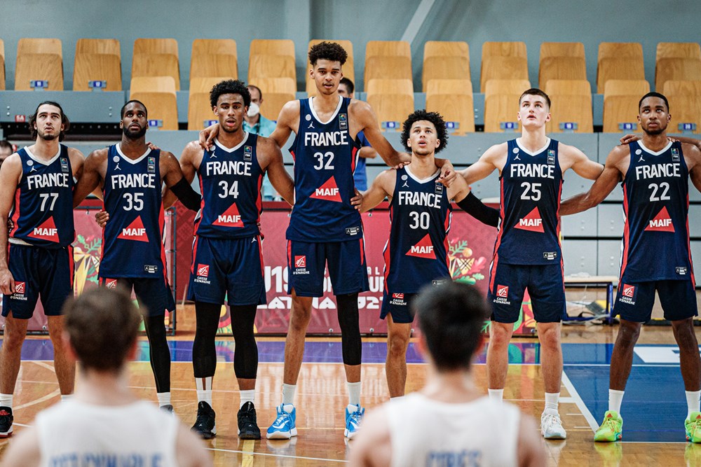 ESPN: Vuosituhannen lupaukseksi povattu ranskalaisjätti Victor Wembanyama ilmoittautui NBA-draftiin