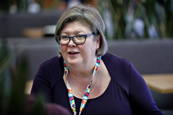 Seinäjoen kaupungin hyvinvoinnin ja terveyden edistämisen koordinaattori Ulla Frantti-Malinen tapasi prinssi Charlesin viime maanantaina. ARKISTOKUVA: TOMI KOSONEN