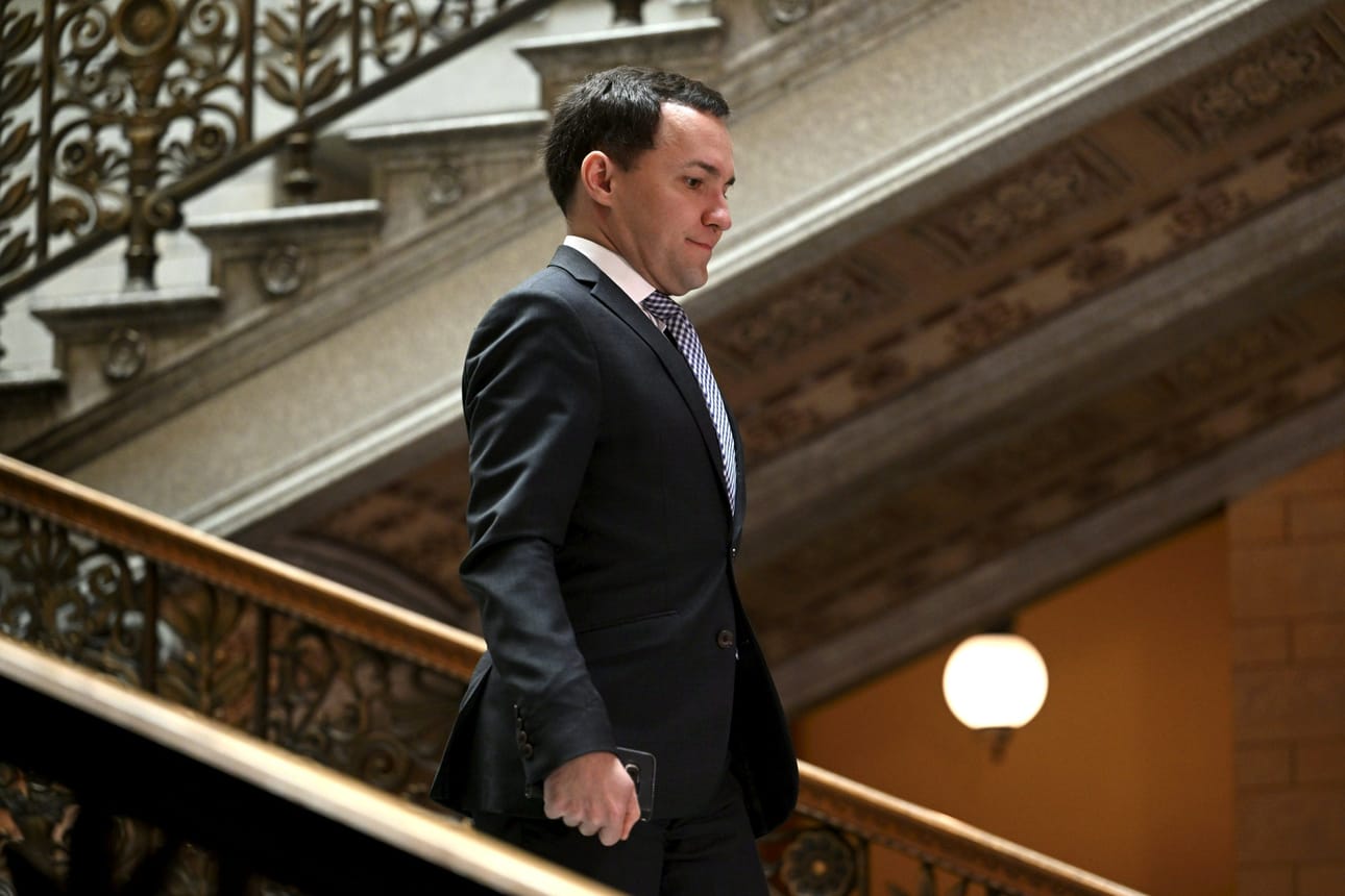 Wille Rydman ajaa pääministeri Petteri Orpon vaikeaan tilanteeseen.
