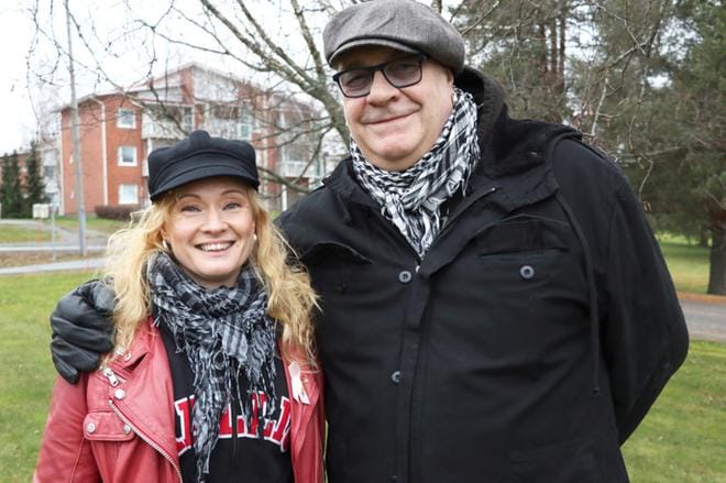 Jussi ja Marjo Lampi haaveilivat palaavansa Pohjanmaalle eläkepäivinä, mutta niin kauaa ei tarvinnutkaan odottaa. KUVA: EEVA-LIISA KULJU