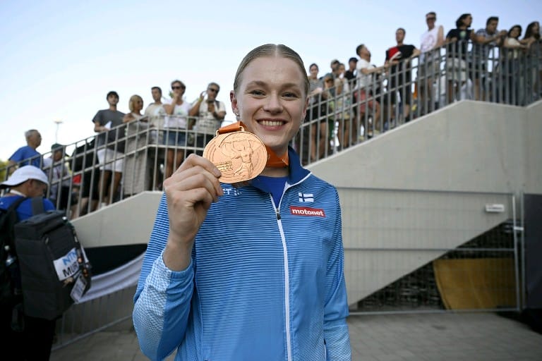 Seiväshyppääjä Wilma Murto saavutti Budapestin MM-kisoissa pronssia.