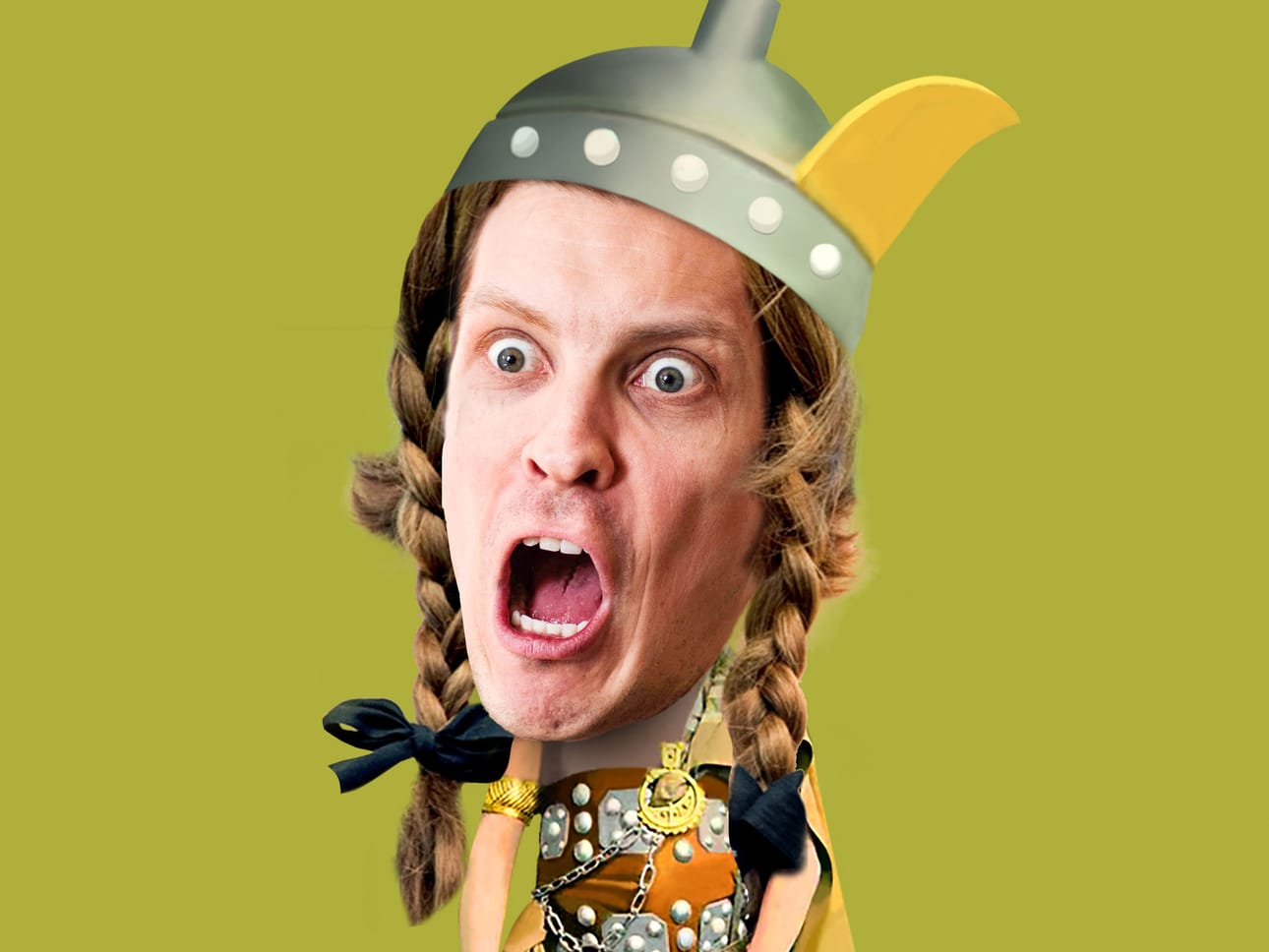 Näyttelijä, kirjailija Antti Holma aloittaa uuden podcast-sarjan, jossa käydään oopperassa. Hänen seurassaan korkeakulttuuriin ei tarvitse suhtautua liian vakavasti.