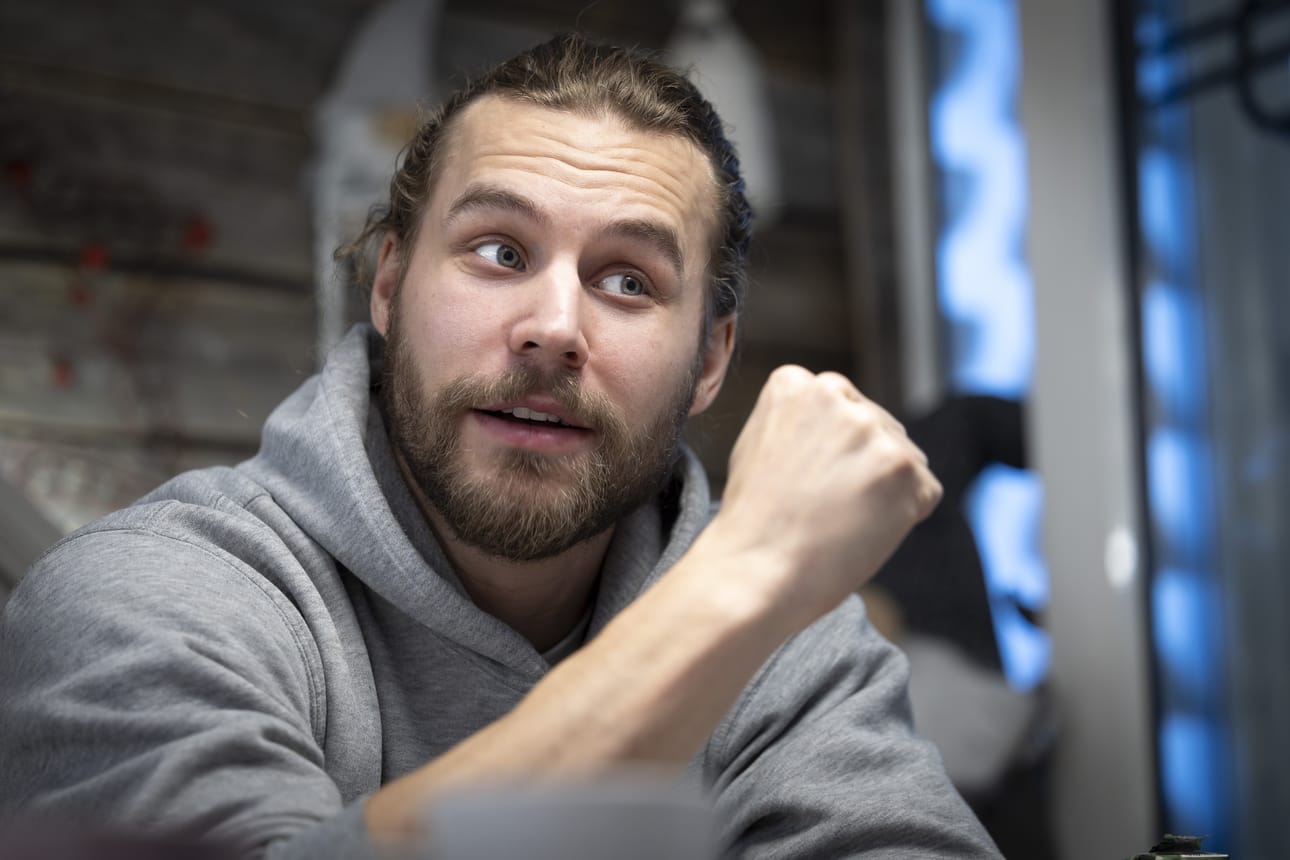 Saku Taittonen näyttelee viikinkisoturi Knutia uudessa Bloodaxe-sarjassa.